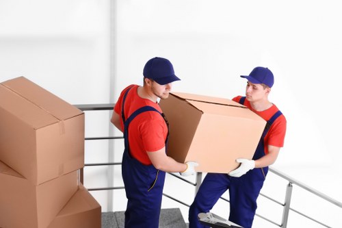 Removal truck hire for local moving jobs in Lambeth